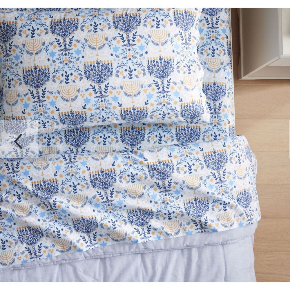 Pottery Barn Kids Rifle Paper Co. Hanukkah Organic Sheet Set T